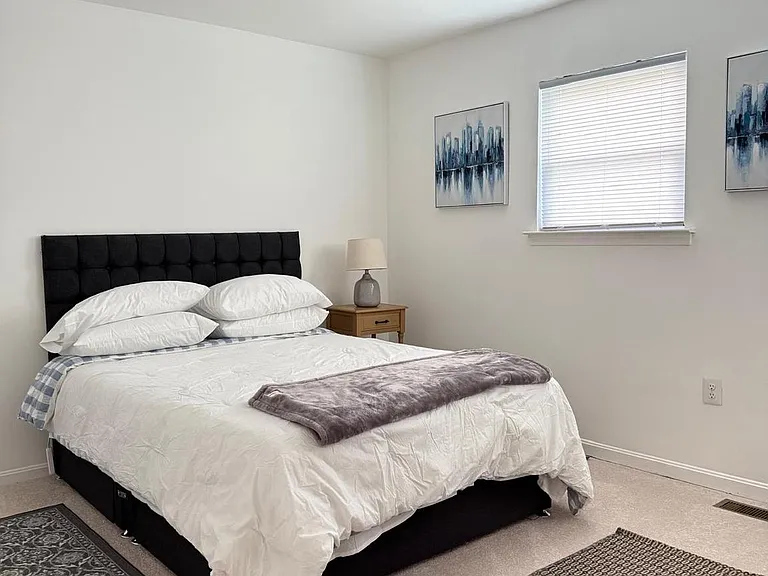 5934 Mayflower Ct — Photo 7