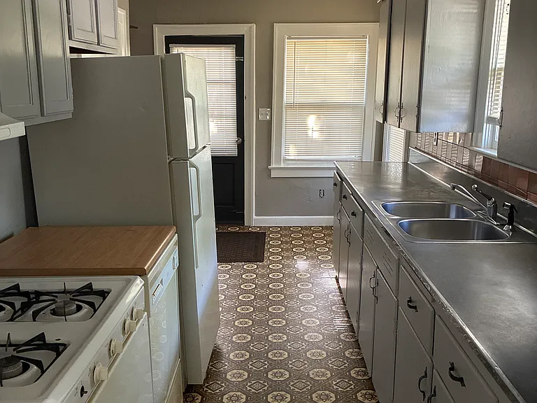 5543 Virginia Ave — Photo 3