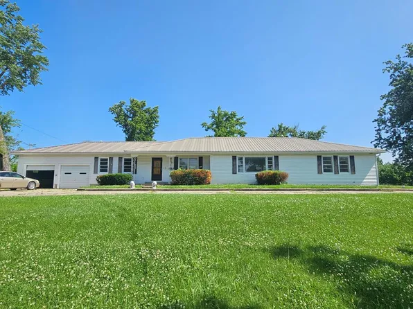 407 E North St, Edina, MO 63537