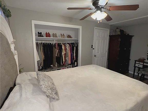 5th image of 25195 West St