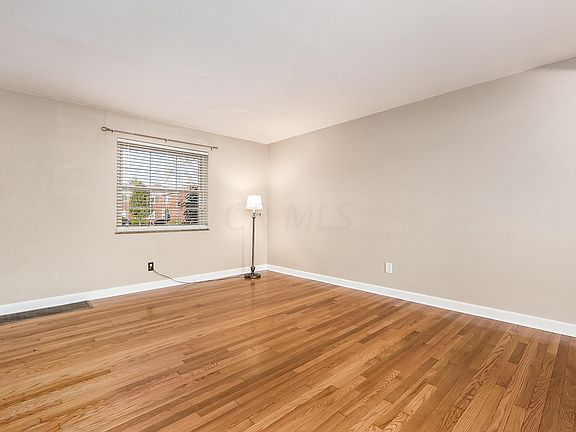 2nd image of 1109 Sells Ave