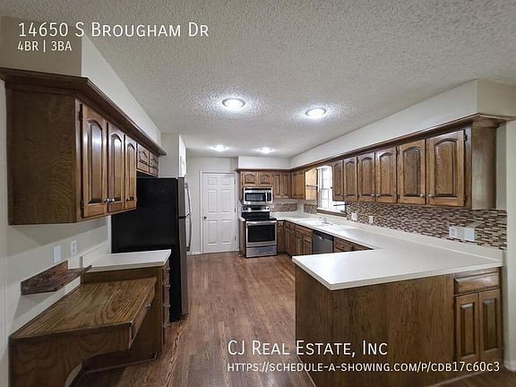 4th image of 14650 S Brougham Dr