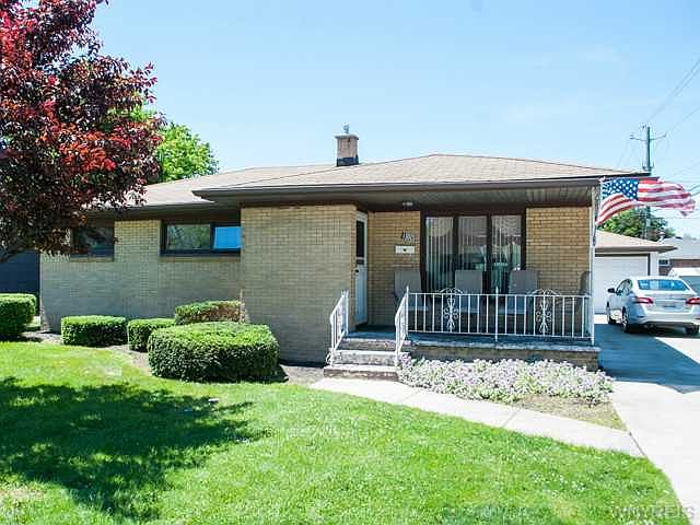 1st image of 105 Bowen Ave