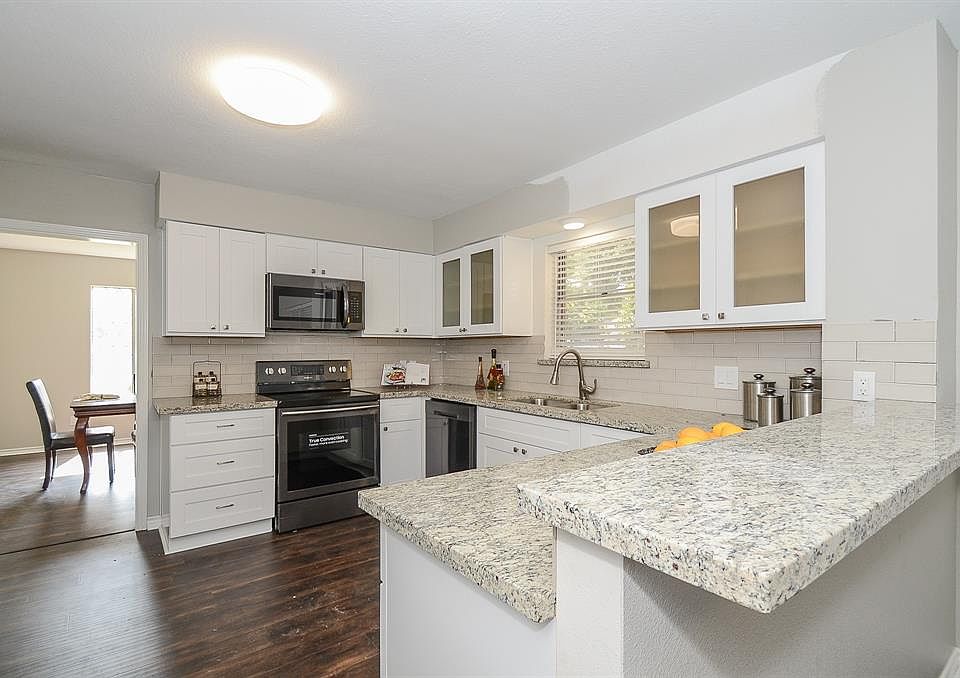 1st image of 8302 Tessa Ct