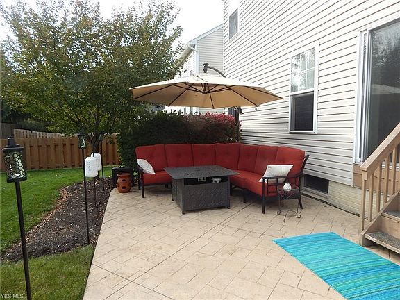 3rd image of 26985 Ashton Dr