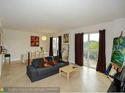 2631 NE 14th Ave APT 307, Oakland Park, FL, 33334