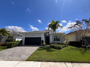 5663 Saint Armands Way, Loxahatchee, FL 33470