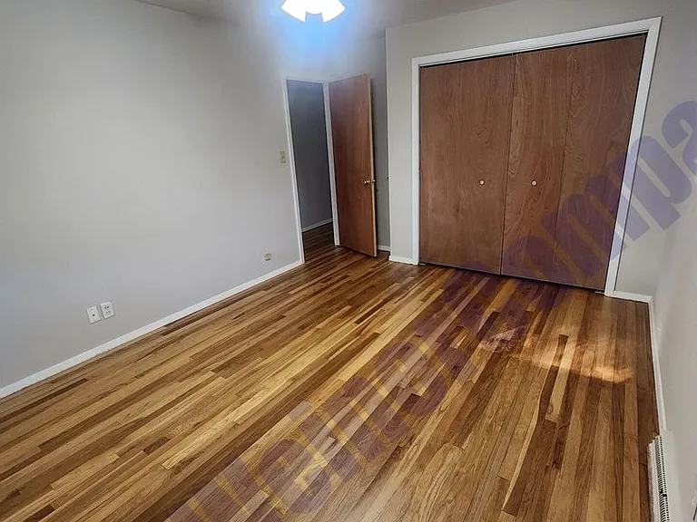 8 Shuman Cir — Photo 13