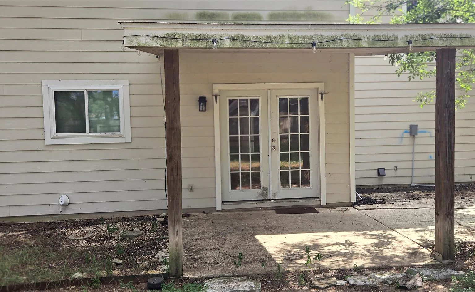 4 bed, 2.5 bath, 2116 sqft, $2,999 — Photo 4