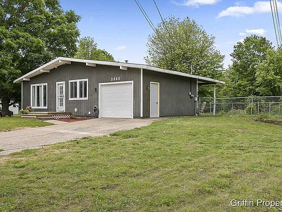 3rd image of 3363 Butternut Dr
