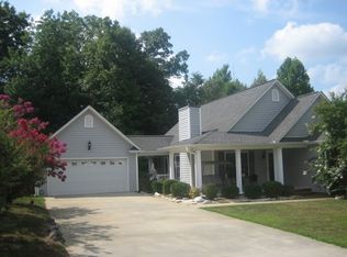 752 Trails End Dr, Graham, NC 27253