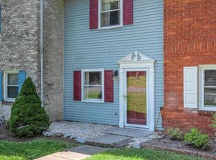 1103 Nanroc Dr, Mechanicsburg, PA 17055