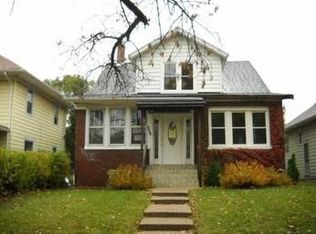 251 W 16th Pl, Chicago Heights, IL 60411