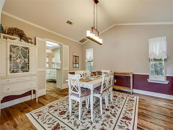 Formal Dining is conveniently located just off the kitchen for the ultimate in flexibility!