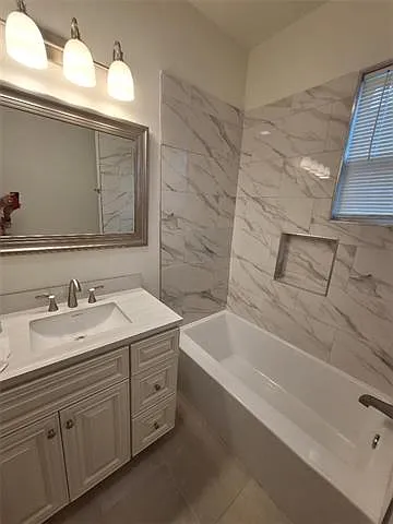 3023 Bruxelles St — Photo 10