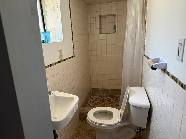 BATHROOM WITH SHOWER