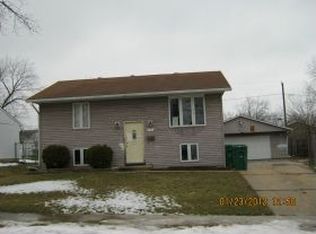 226 Pell Ave, Romeoville, IL 60446