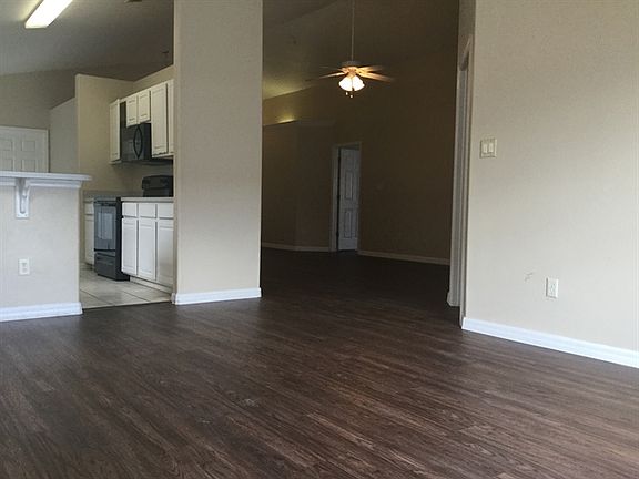 5th image of 10763 Brown Trout Cir