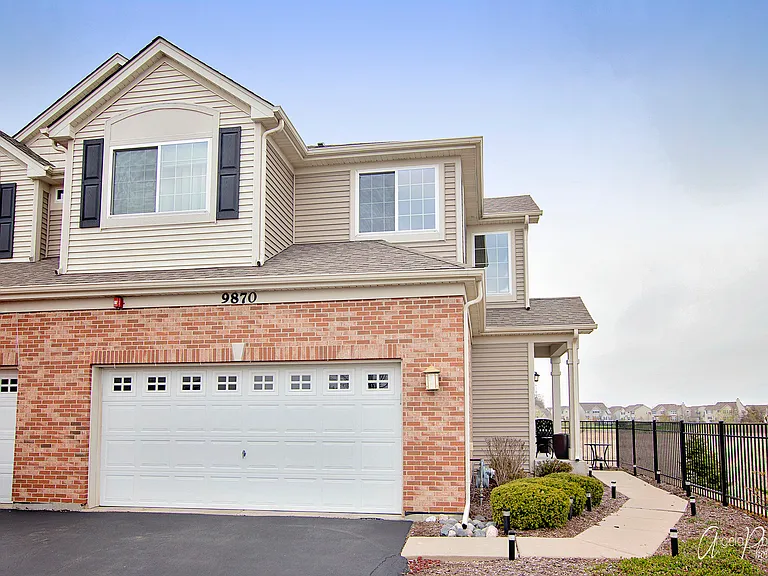 9870 Williams Dr — Photo 1