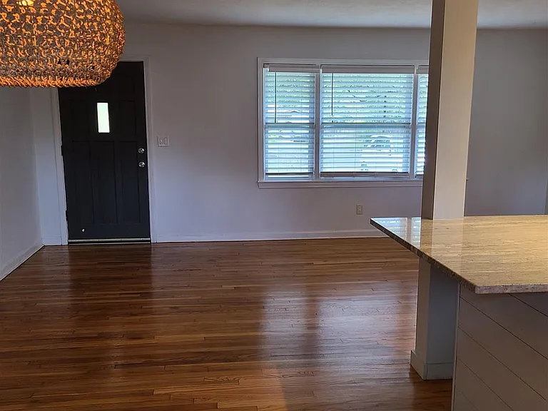 3706 N 12th Ave — Photo 15