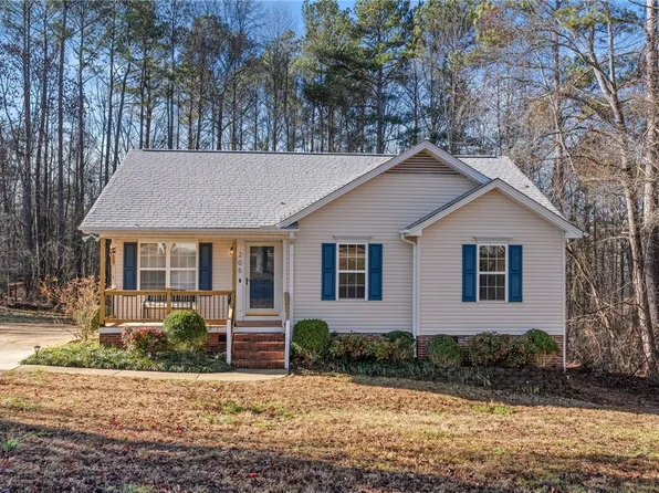 205 Princeton Dr, Easley, SC 29640