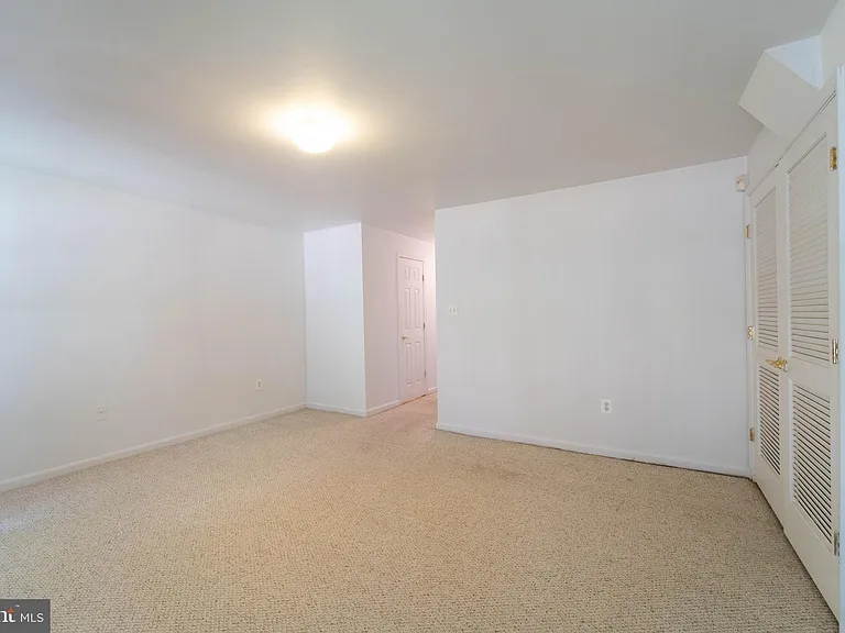 15154 Brazil Cir — Photo 14