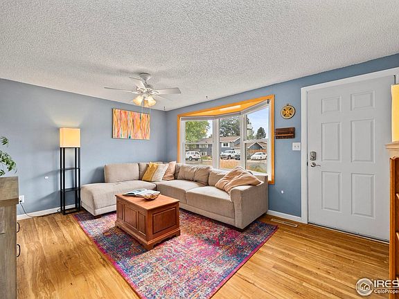 4th image of 913 21st St SW