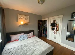 354 Riverway St #3, Boston, MA 02115