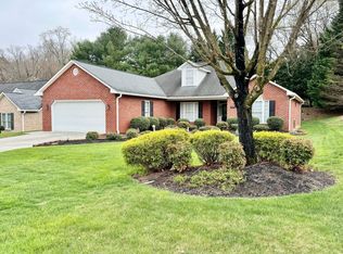 1535 Rosewalk Ln, Roanoke, VA 24014