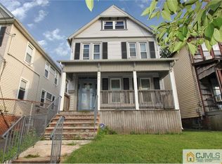 262 Hamilton St, New Brunswick, NJ 08901