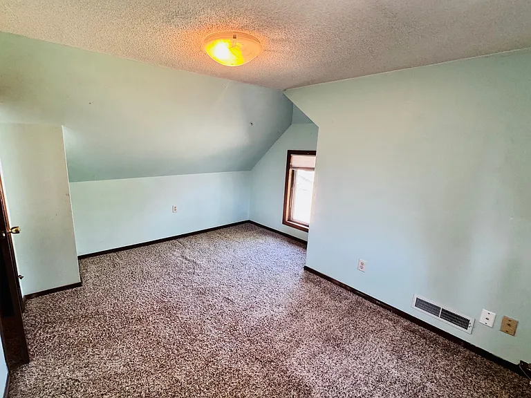 2109 Monte Vista Dr — Photo 16