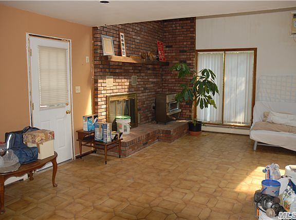 5th image of 1808 Oak St