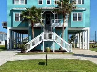 18715 Warrior Dr, Galveston, TX 77554