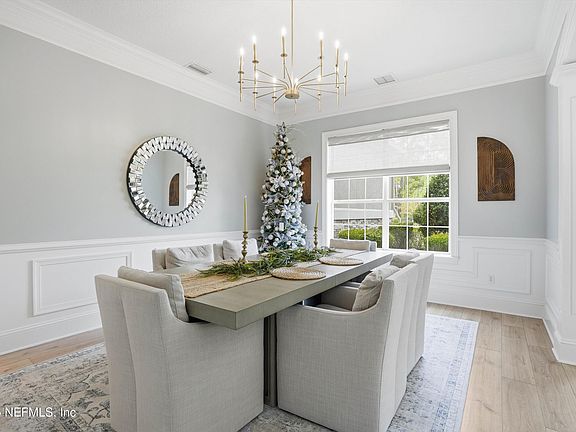 4th image of 4377 CASTLE OAK Court