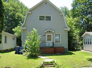 121 Summit Ave, Waterloo, IA 50701