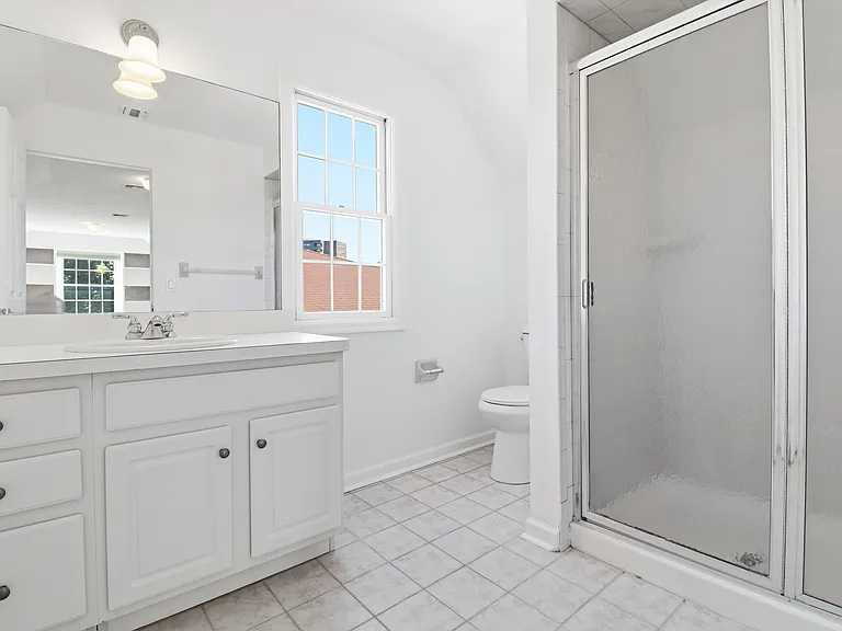 519 Summit Ave — Photo 15