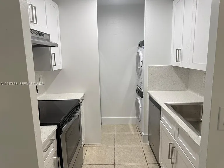10116 Twin Lakes Dr #11-C — Photo 6