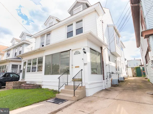 227 S Johnston Ave, Trenton, NJ 08609