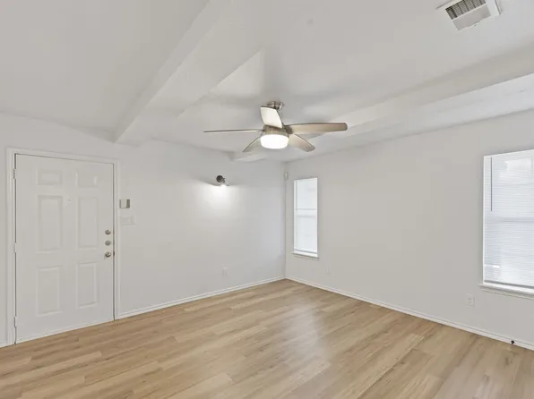 1106 S Stone Haven, 1106 Stonehaven Blvd APT 2, Edinburg, TX 78539