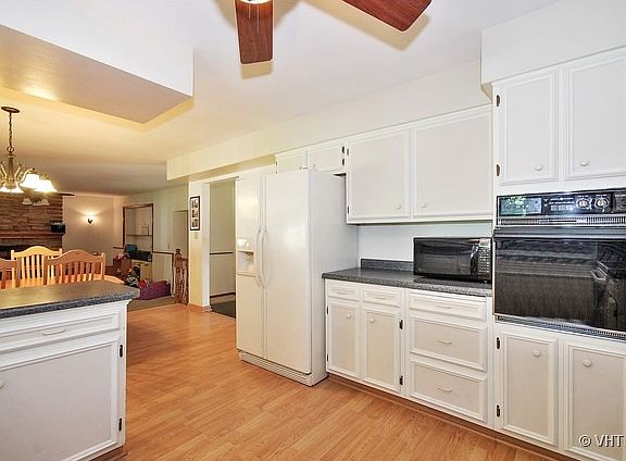 5th image of 3N002 Timberline Dr