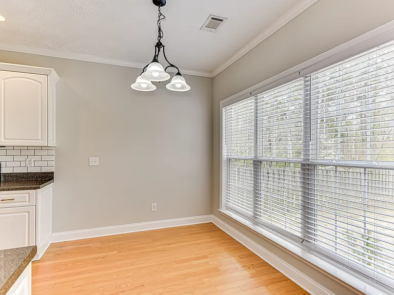 4116 Chastain Dr — Photo 11