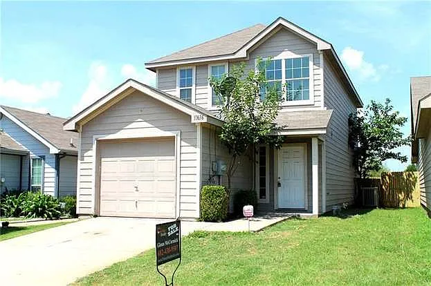 10636 Many Oaks Dr — Photo 2