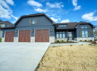 9112 N Wyndridge Way, Edwards, IL 61528