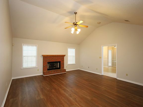 4th image of 4807 Ben Salem Way