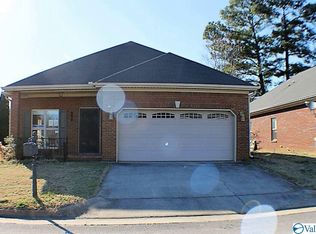 960 Tracey Ln, Decatur, AL 35601