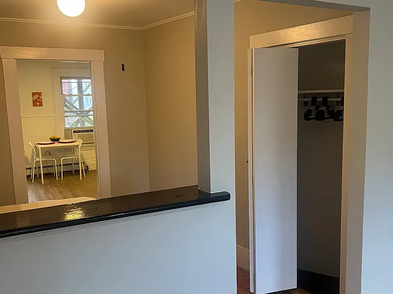 659 E 4th St #2 — Photo 7