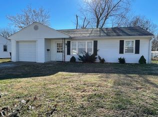 135 W Highland Ave, Nevada, MO 64772