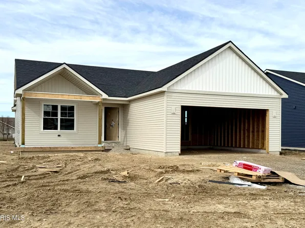 1335 Limerick Ln, Waterville, OH 43566