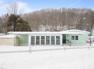 1 Pinnacle Dr, Adams, MA 01220