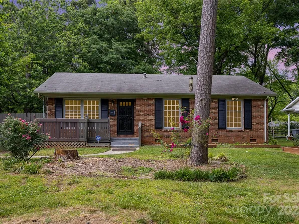 1519 Briarfield Dr, Charlotte, NC 28205